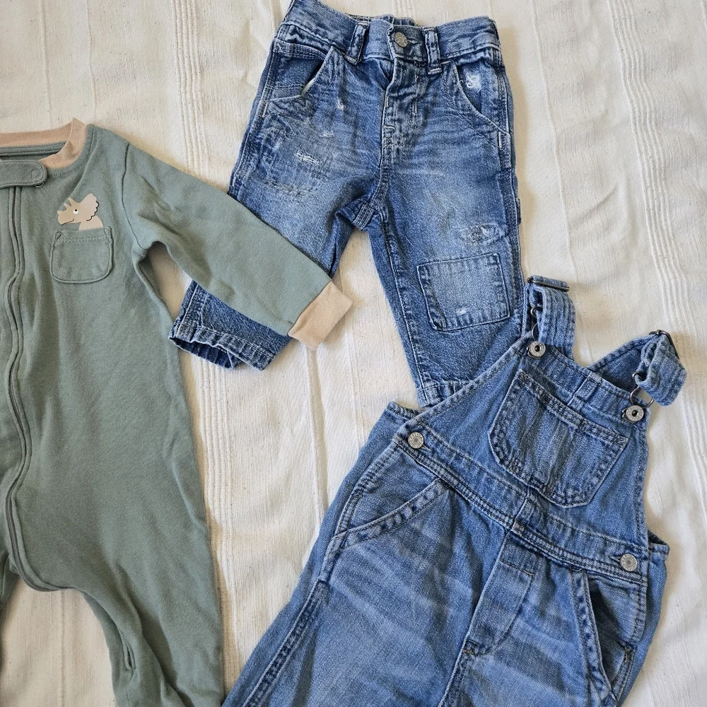 Baby Gap Lot Denim Overalls & Distressed Jean Size 6-18 Month / Koala‎ Onesie